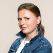 Dr. Anastasiia Adelberg Dr. Anastasiia Adelberg